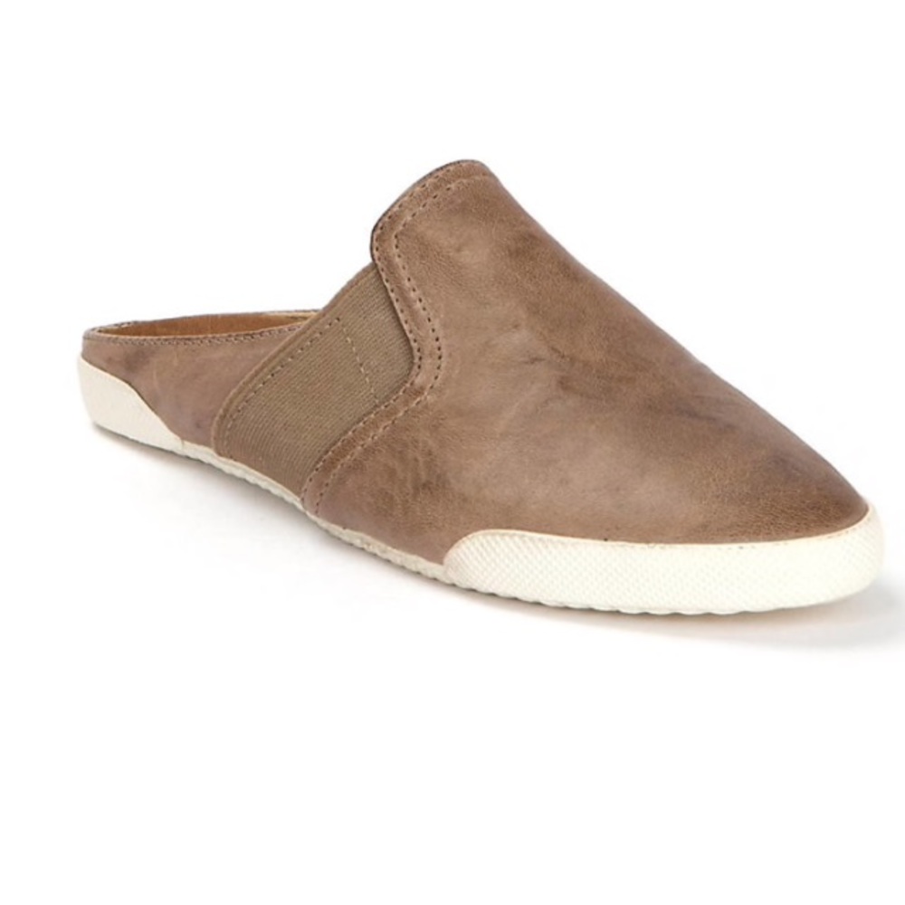 Frye Melanie flats
